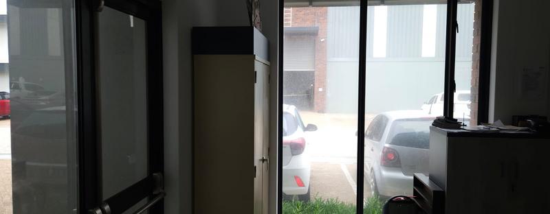 To Let commercial Property for Rent in Bonnie Brae Western Cape